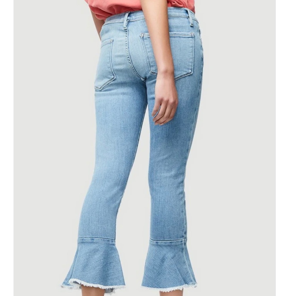 Frame denim jeans le skinny de Jeanne flounce raw edge. Size 26.